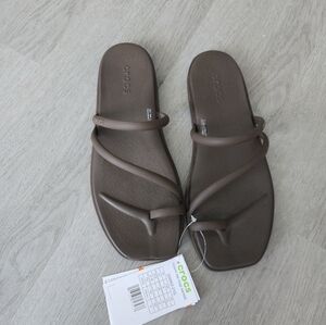 COPY - Crocs Miami Toe Loop Sandal Coffee